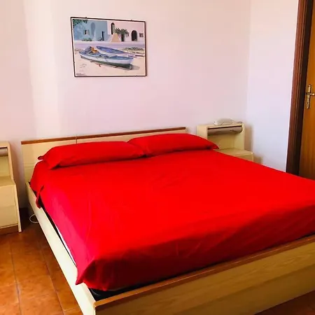 - Essential With Swimming Pool Apartment Pietra Ligure